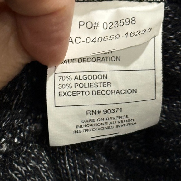 St. Jude Gray Two-Tone Women's V-Neck Jersey Small - Picture 2 of 4